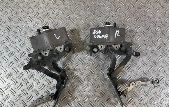 Mercedes-Benz C W204 Engine bonnet/hood hinges A2129066301