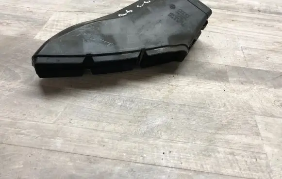 Audi A6 S6 C6 4F Air intake duct part 4F0129618J