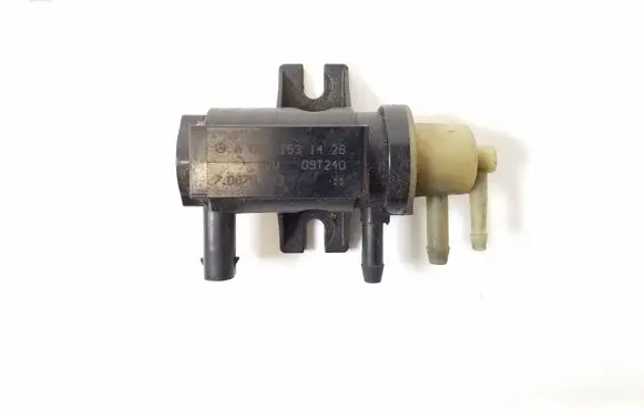 Mercedes-Benz C W204 Turbo solenoid valve A0071531428
