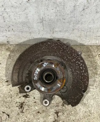 Jaguar S-Type Rear wheel hub spindle/knuckle 
