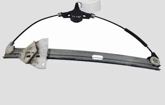 Mazda 6 Front window lifting mechanism without motor