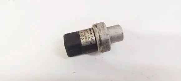 Volkswagen PASSAT B5 Air conditioning (A/C) pressure sensor 8D0959482B