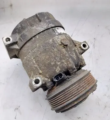 Renault Scenic I Air conditioning (A/C) compressor (pump) AIRCONDITIONPUMP 7700105765