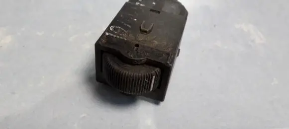 Mitsubishi Space Star Headlight level height control switch mr114337 lk04001000