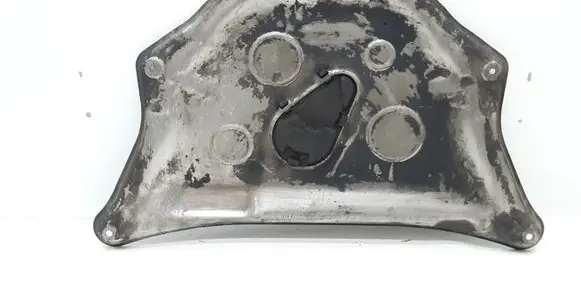 BMW 7 E38 Engine splash shield/under tray 6762782