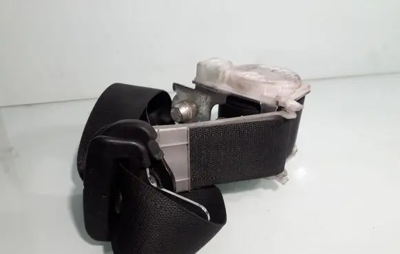 Opel Zafira A Front seatbelt 905606635