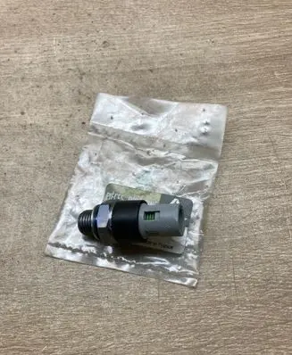 Renault Clio II Oil pressure sensor 8200761279