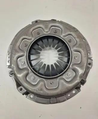 Nissan PickUp Pressure plate 302103S401
