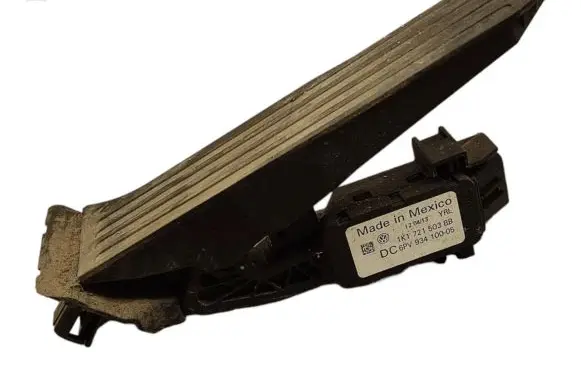 Volkswagen Beetle A5 Accelerator throttle pedal 1K1721503BB 6PV93410005