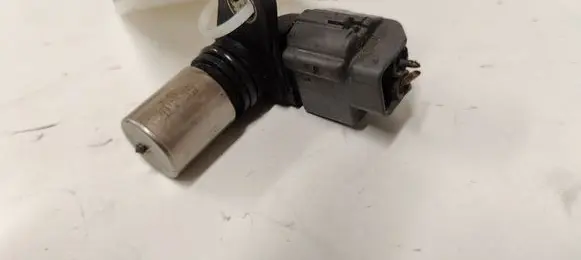 Mazda 6 Crankshaft position sensor RF5C18230 0296001300