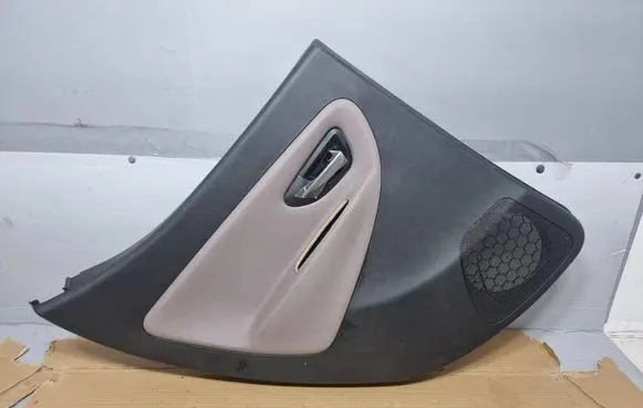Chrysler Ypsilon Coupe rear side trim panel 