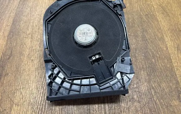 BMW 2 F22 F23 Subwoofer speaker 9210148 18820010 430407861881