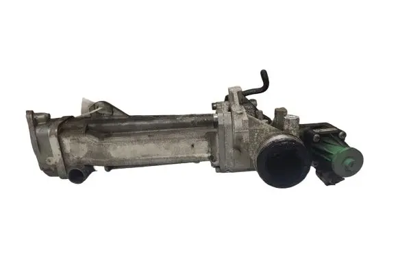 Volvo V60 EGR valve cooler 31325030 70304902 5027642201