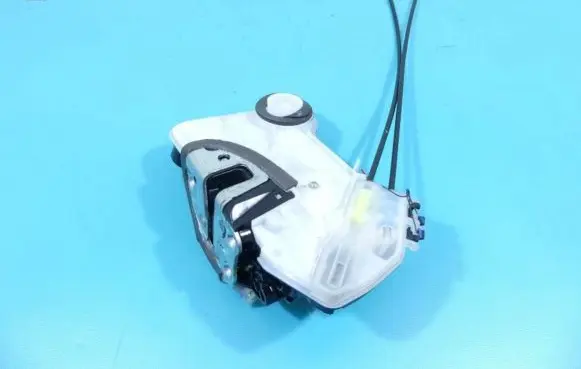 Toyota Corolla E160 E170 Front door lock IMPRK1273502