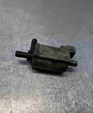 Skoda Octavia Mk2 (1Z) Turbo solenoid valve 078906283A