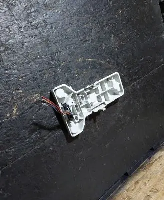 Volkswagen PASSAT B5 Tail light bulb cover holder 3B5945257