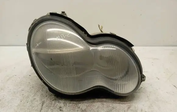 Mercedes-Benz C W203 Headlight/headlamp A2038200261 0301166202
