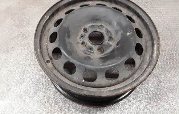 Skoda Octavia Mk2 (1Z) R16 steel rim 5Q0601027Q