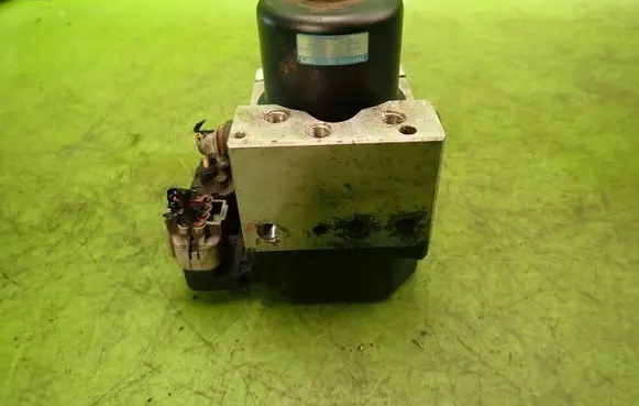 Toyota Celica T230 ABS Pump