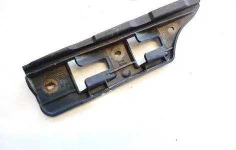 Volkswagen Jetta V Fender mounting bracket 1K0867183