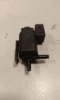 BMW X5 E70 Turbo solenoid valve 70231800 7810831