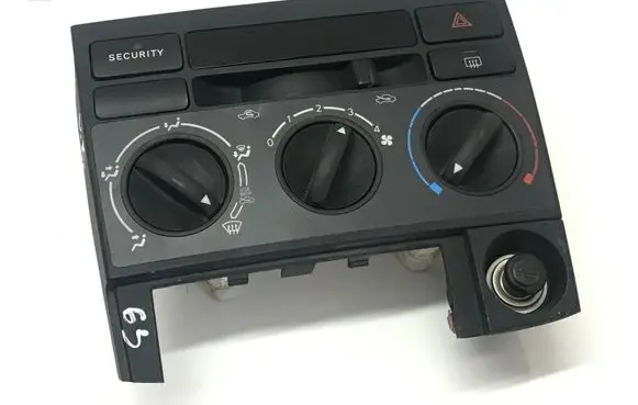 Toyota Corolla Verso E121 Climate control unit 555331301C 153644