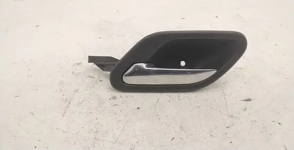 BMW 7 E38 Front door interior handle 8125513