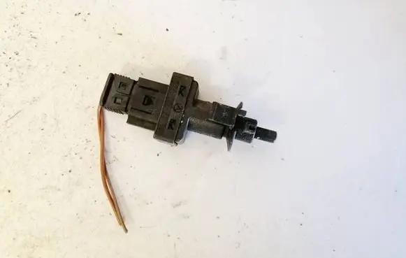 Mercedes-Benz E W210 Brake pedal sensor switch 0045452114