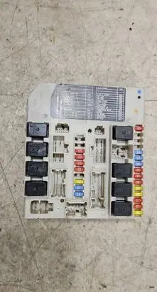 Nissan Note (E11) Fuse box set 284B7AX61A R0963