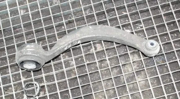 Jaguar XF X250 Front lower control arm/wishbone