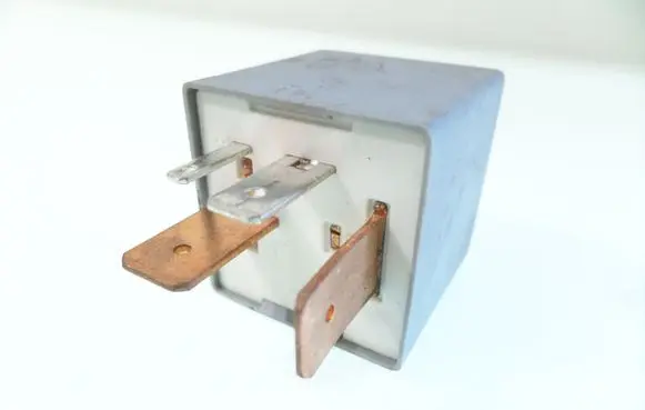 Volkswagen Golf IV Other relay 357911253 WL050237003