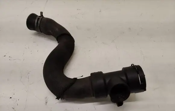 Audi A4 S4 B6 8E 8H Engine coolant pipe/hose 8E0121049F