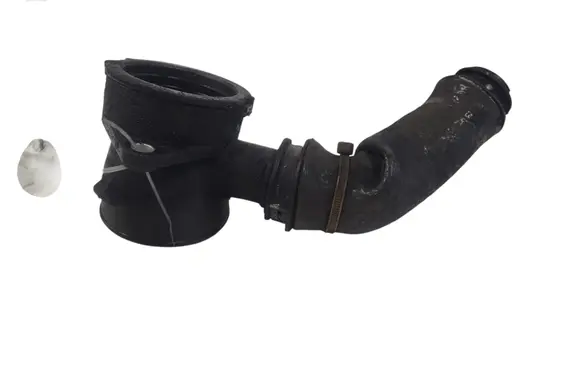 Volvo V40 Air intake hose/pipe AV616C784AE