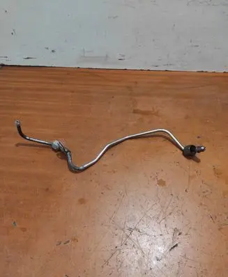 Renault Trafic III (X82) Fuel injector supply line/pipe 