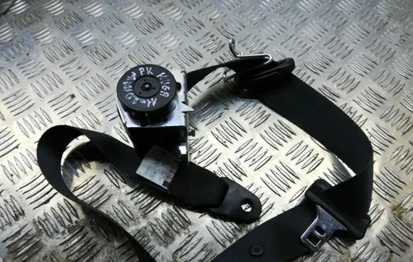 Ford Kuga I Front seatbelt 8V41S61295AD 610116600B
