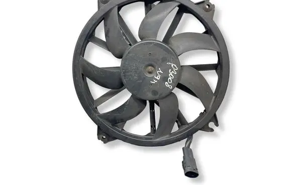 Peugeot 3008 I Electric radiator cooling fan FC1049 8747167