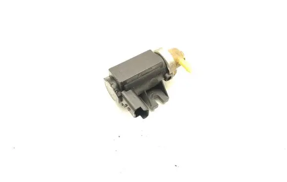 Citroen C5 Turbo solenoid valve 9661960380