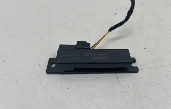 Land Rover Discovery 5 Keyless system antenna AH4215K603AA