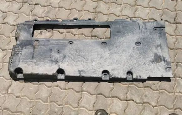 Peugeot 3008 II Front underbody cover/under tray 9815314780