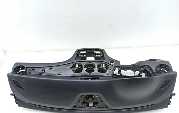 Mercedes-Benz CLA C117 X117 W117 Dashboard