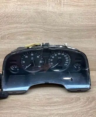 Opel Zafira A Speedometer (instrument cluster) 24461749JB 110080208