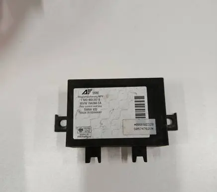 Volkswagen Sharan Immobilizer control unit/module 7M0953257B 95VW19A366CA 5WK4632