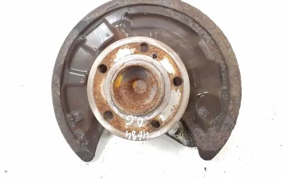 Mercedes-Benz B W246 W242 Rear wheel hub A2463503641