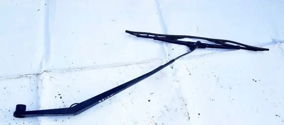 Chrysler Pacifica Front wiper blade arm
