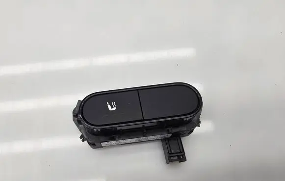 Mercedes-Benz Sprinter W907 W910 Seat heating switch A9079050304 170200