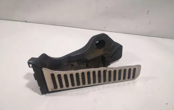 Volkswagen Golf Plus Accelerator throttle pedal 1K1721503AF