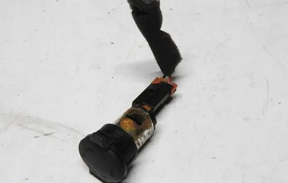 Chevrolet Captiva 12 V Socket (rear) 5530vgfdtgM80S