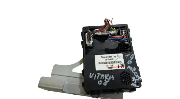 Suzuki Grand Vitara II Comfort/convenience module 3677064JB1