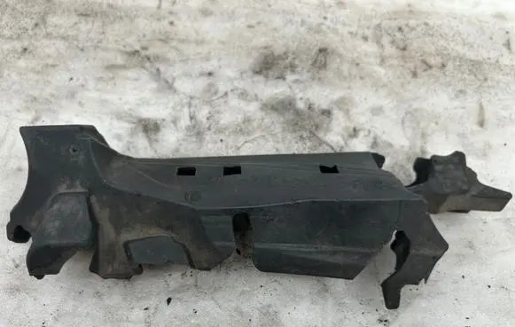 Mercedes-Benz E C207 W207 Other engine bay part A6420162024