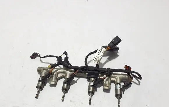 Audi A6 S6 C8 4K Fuel main line pipe 06Q133317B